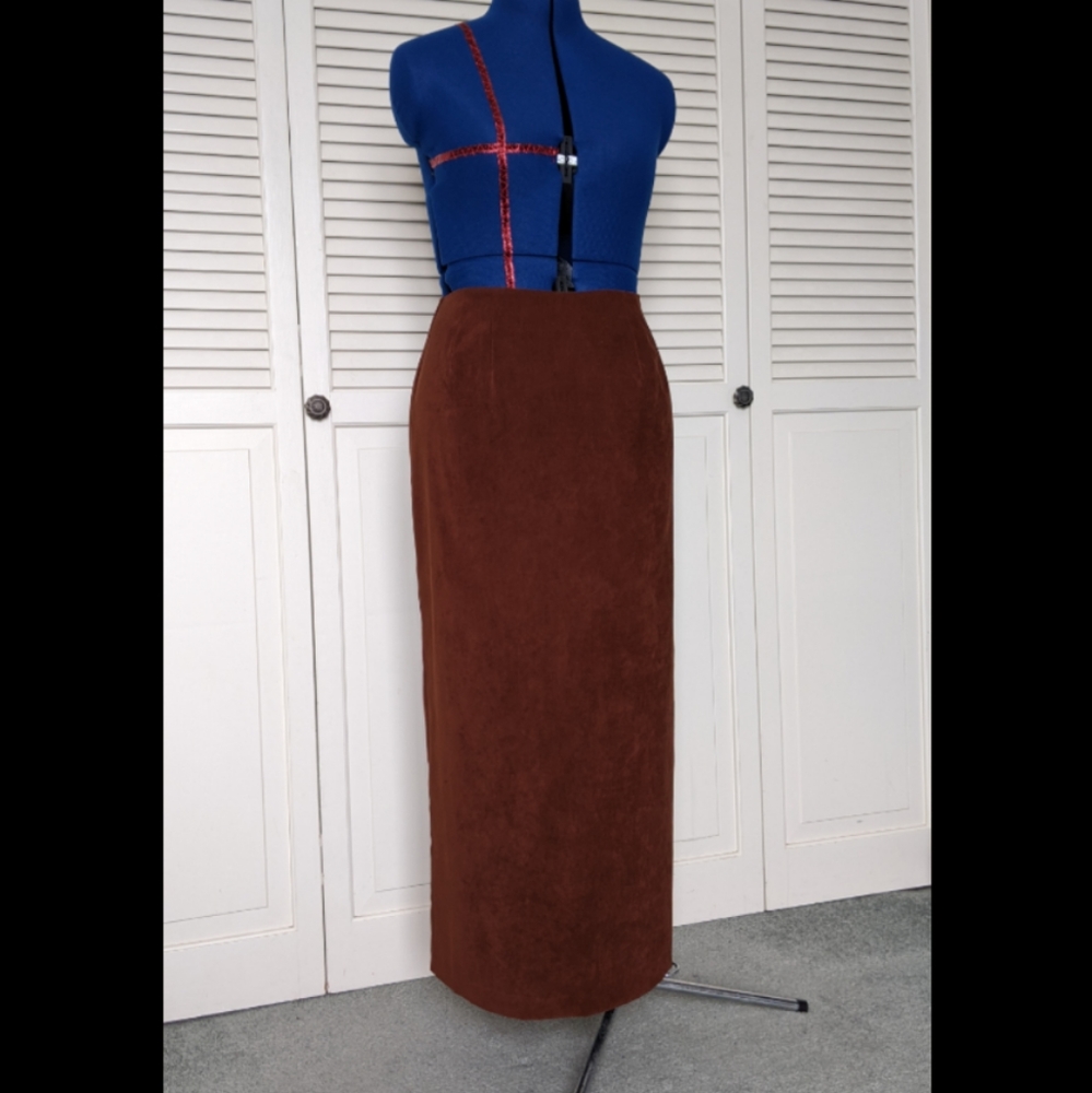 Long cinnamon pencil skirt 🦋